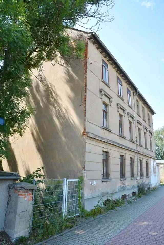 Immeuble de 7 logements à rénover au centre d'Altenburg