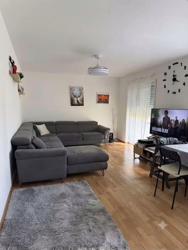 Kabelsketal : 3 pièces de 113 m² en demi-sous-sol avec terrasse